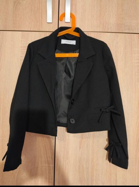 Dievčenský kostým, reserved,134