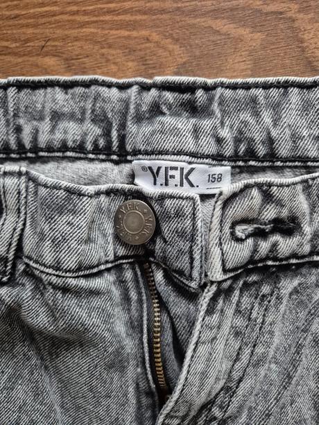 Chlapcenske rifle, 158