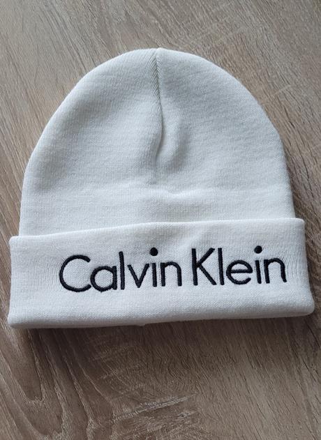 Čiapka calvin klein, calvin klein