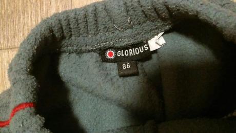 Hrubšie tepláky, 86