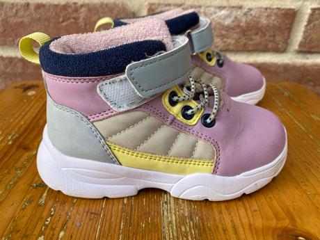 Topanky, reserved,26