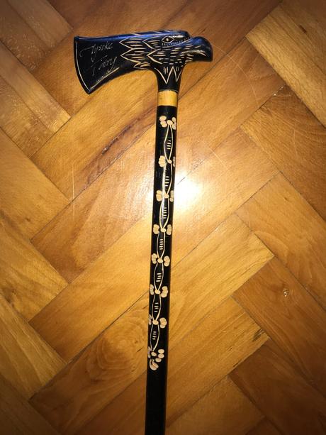 Vyrezávaná valaška, 