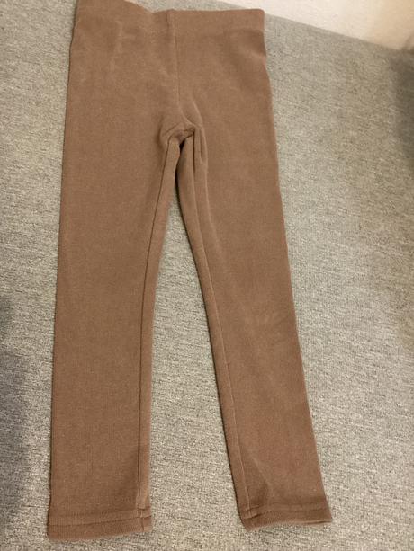 Rebrované legíny, sinsay,104