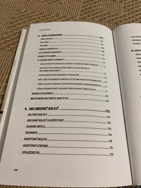 Ako čeliť utrpeniu odvaha a nádej vo svete plnom,