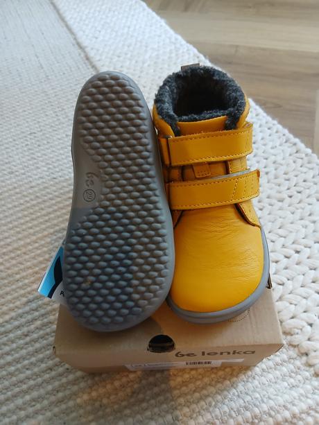 Be lenka penguin yellow, v.29, be lenka,29