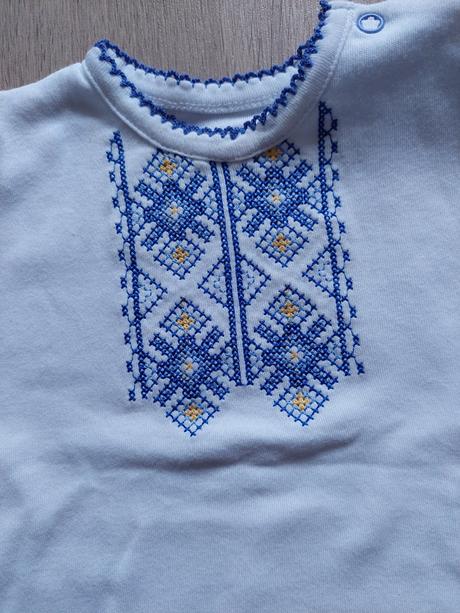 Vysivane bodycko vel.62, 62