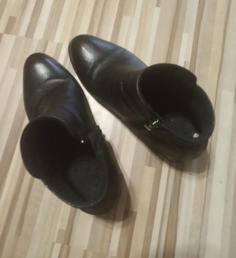 Prechodne  kotníkové čižmy 37, 37