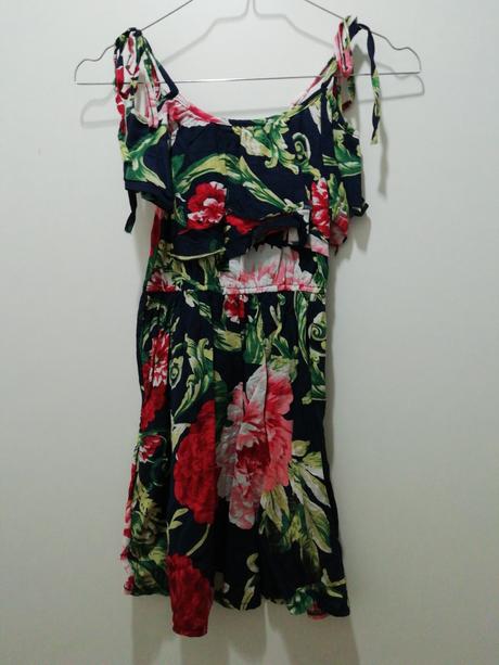 Letné šaty s kvetmi, 122