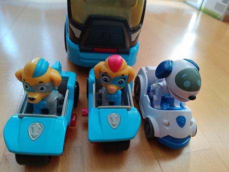 Paw patrol transporter s vozidlami a zvukmi,