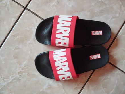 Nové chlapčenské šľapky marvel, primark,36