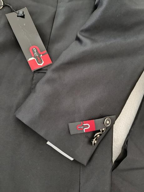 Svadobný / slávnostný komplet oblek, 44