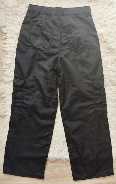 Dievčenské nohavice, 146