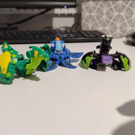 Bakugan - hračky, 