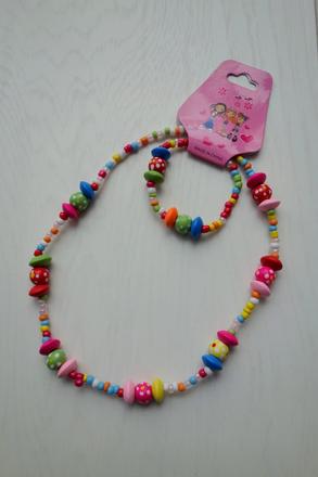 Sada nahrdelnik + naramok,