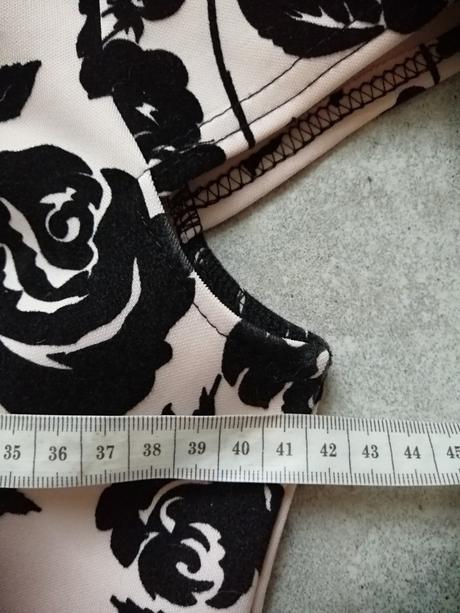 Krásne šaty dolls paris, v36, elastické, 36