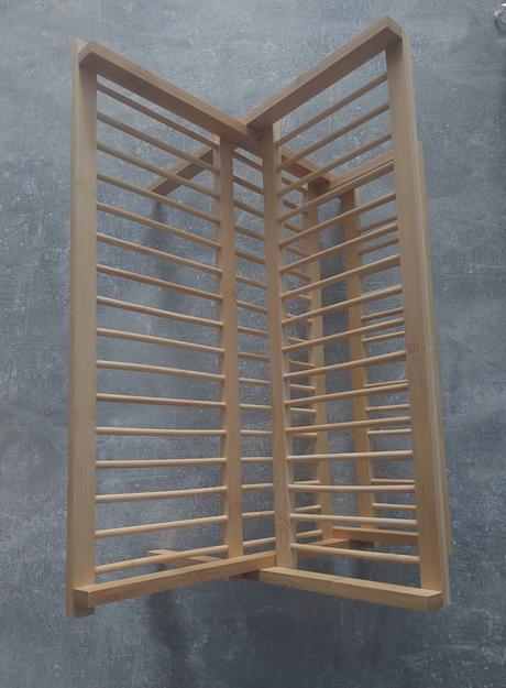 Bambusový odkvapkávač na riad, 