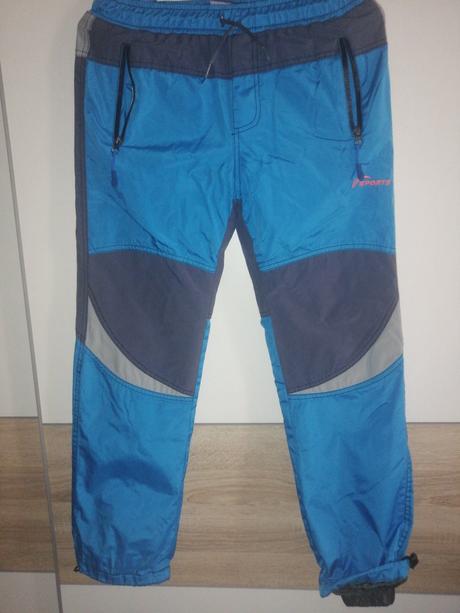 Nepremokave 146-152, grace,146