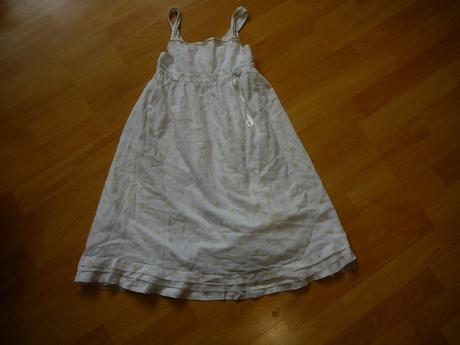 Dievcenske saty, 128