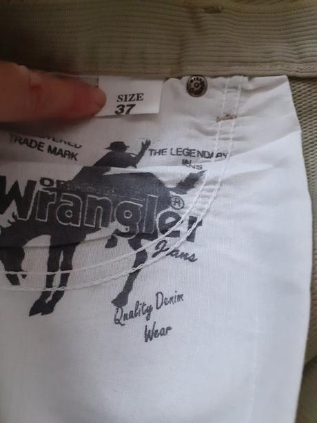Nohavice pánske č.37, wrangler,37