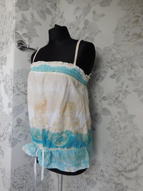 Pekny letny top, 40