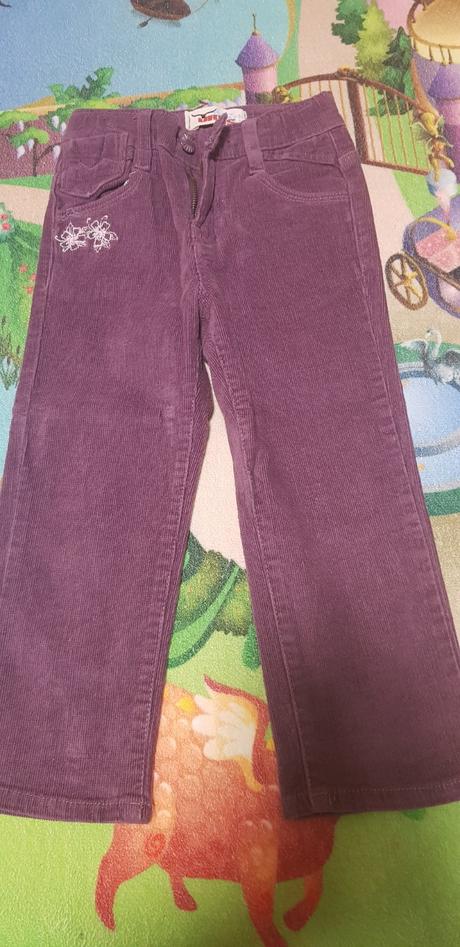 Mencestrove nohavice, 104