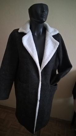 Prechodný kabát, 42