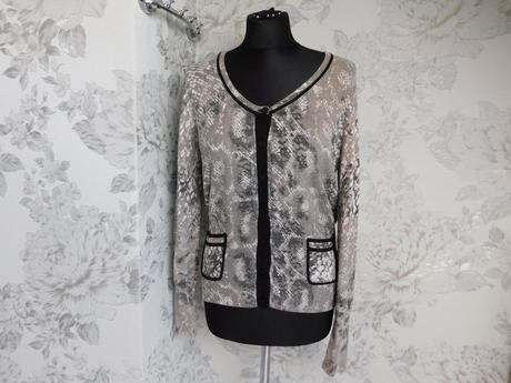 Damsky kvalitny sveter, 42