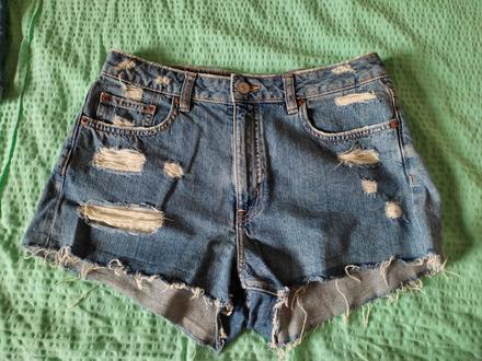 Modre riflove sortky h&m vyssie, h&m,40