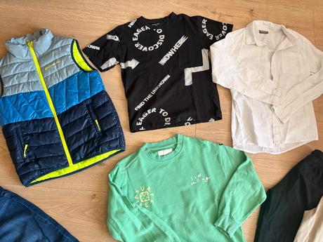 Balík oblečenia c.152, 140–152