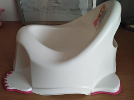 Nočník pre dievčatko, 