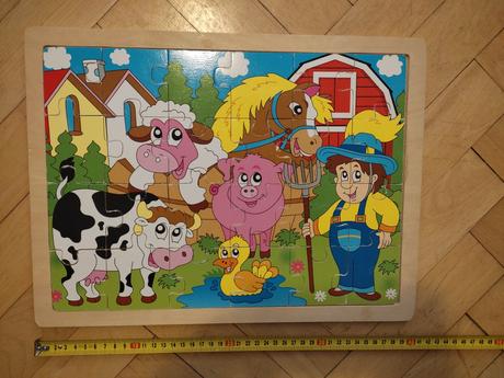 2 velke drevene skladacky, 