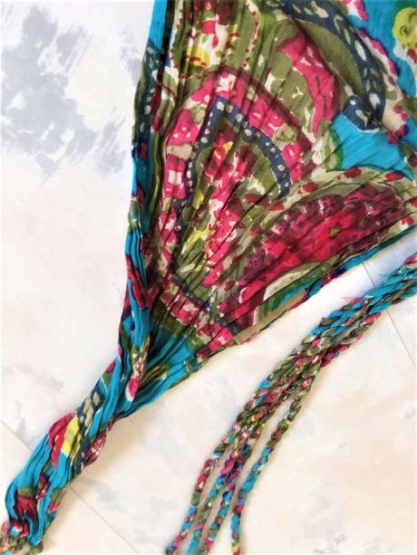 Etno pestrá čelenka,