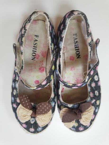 Sandálky s mašličkou, 27