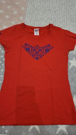 Červené folklorne tričko, s