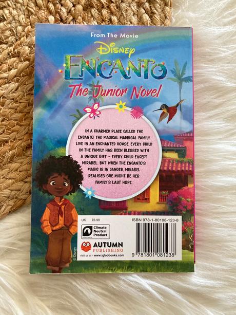 Disney encanto the junior novel,