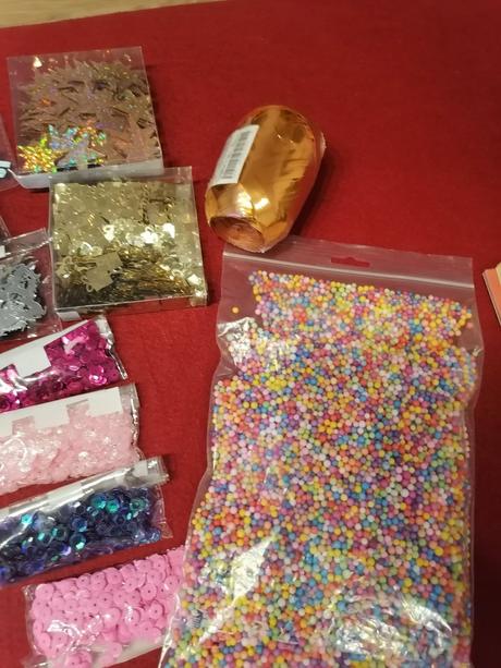 Materiál na kreatívne výrobky,