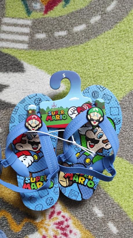 Slapky  - sandalky k vode a na plaz super mario, 22