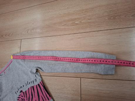 Pyžamové tričko, tu,122