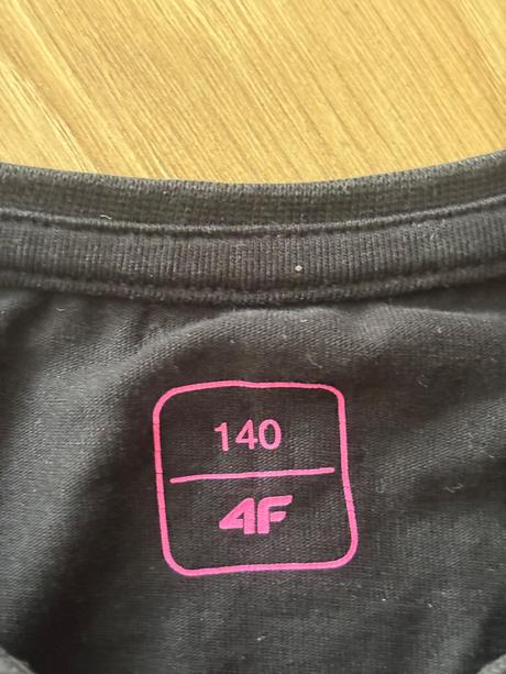 Dievčenské športové tričko, 140