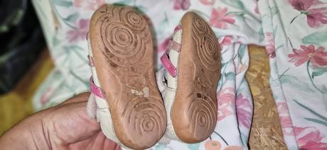 Sandalky, d.d.step,21