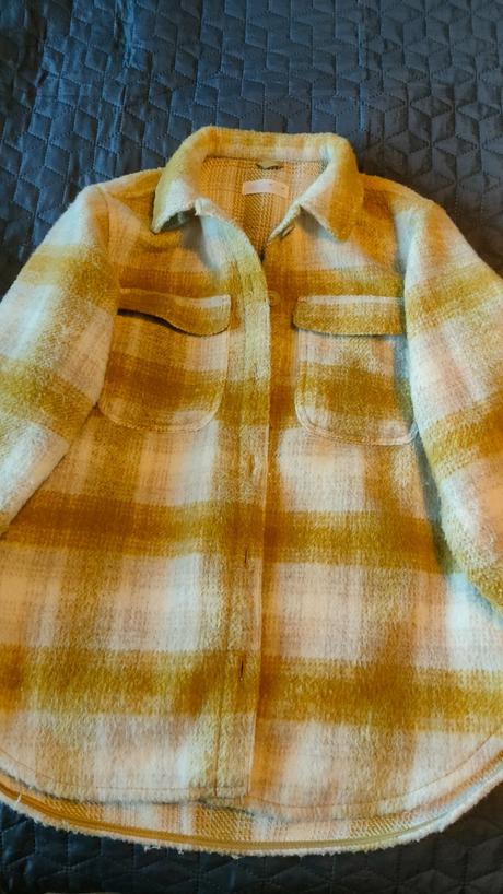 Dievčenská koselova bunda, zara,140