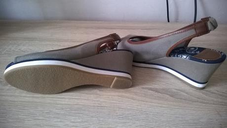 Nenosené plátené sandálky zn. mexx, 36