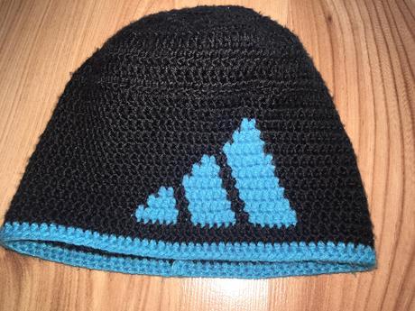 Čiapka s logom adidas, 86