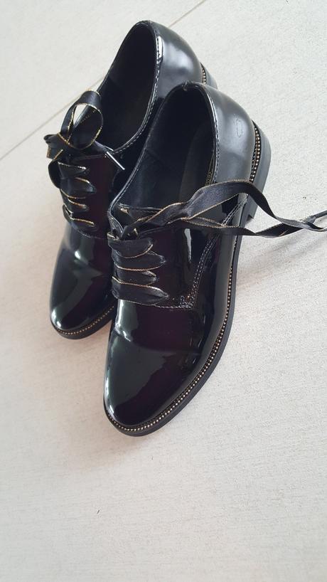 Lakované topánky, 38