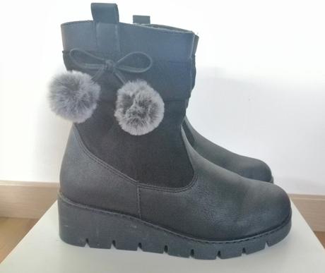 Cizmicky s brmbolcami, graceland,33