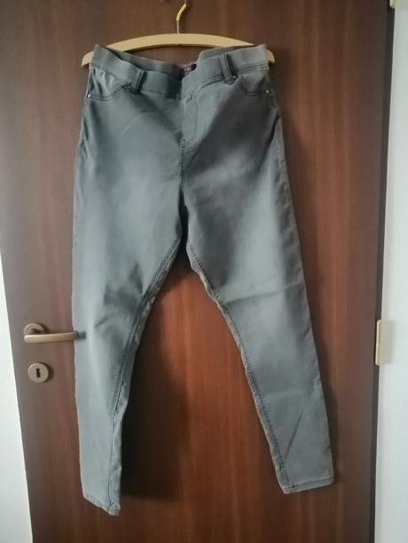 Predám elastické nohavice, 44