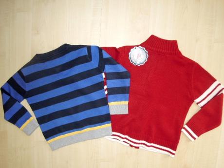 Svetríky /110-116/, reserved,110