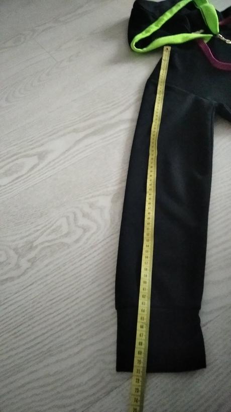 Čierna športová mikina na zips, xs
