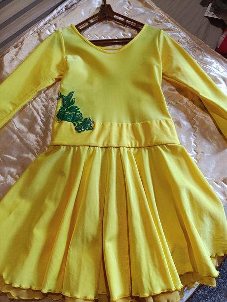 Tanečné šaty 146, 146