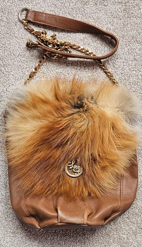 Kožušinová crossbody kabelka, 